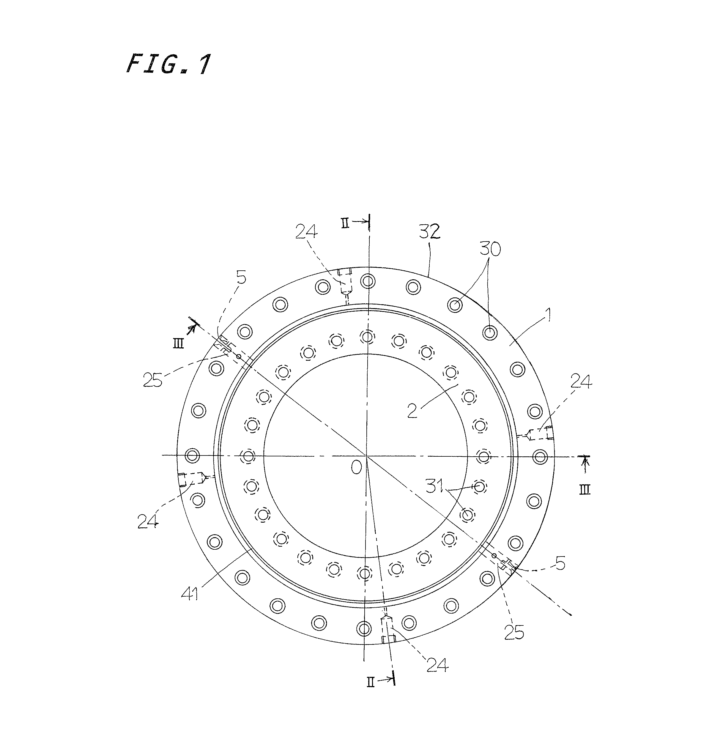 Turning bearing with rollers between outer ring and inner ring