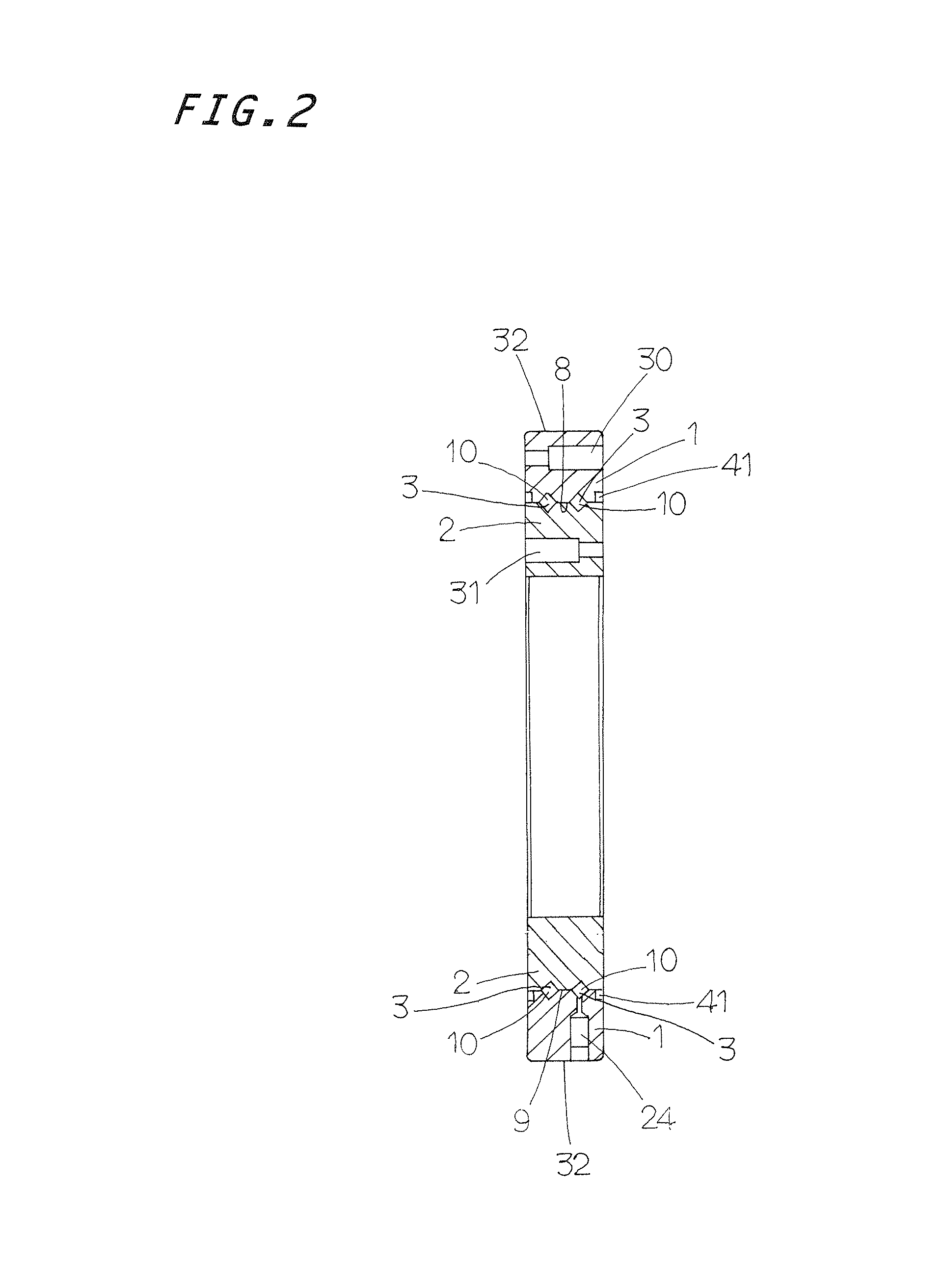 Turning bearing with rollers between outer ring and inner ring