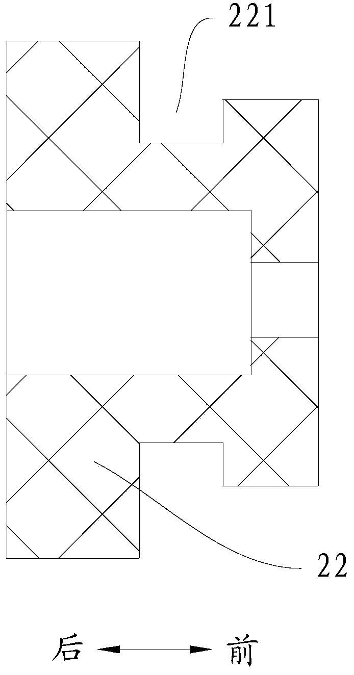 Refrigerator and evaporating pan assembly thereof