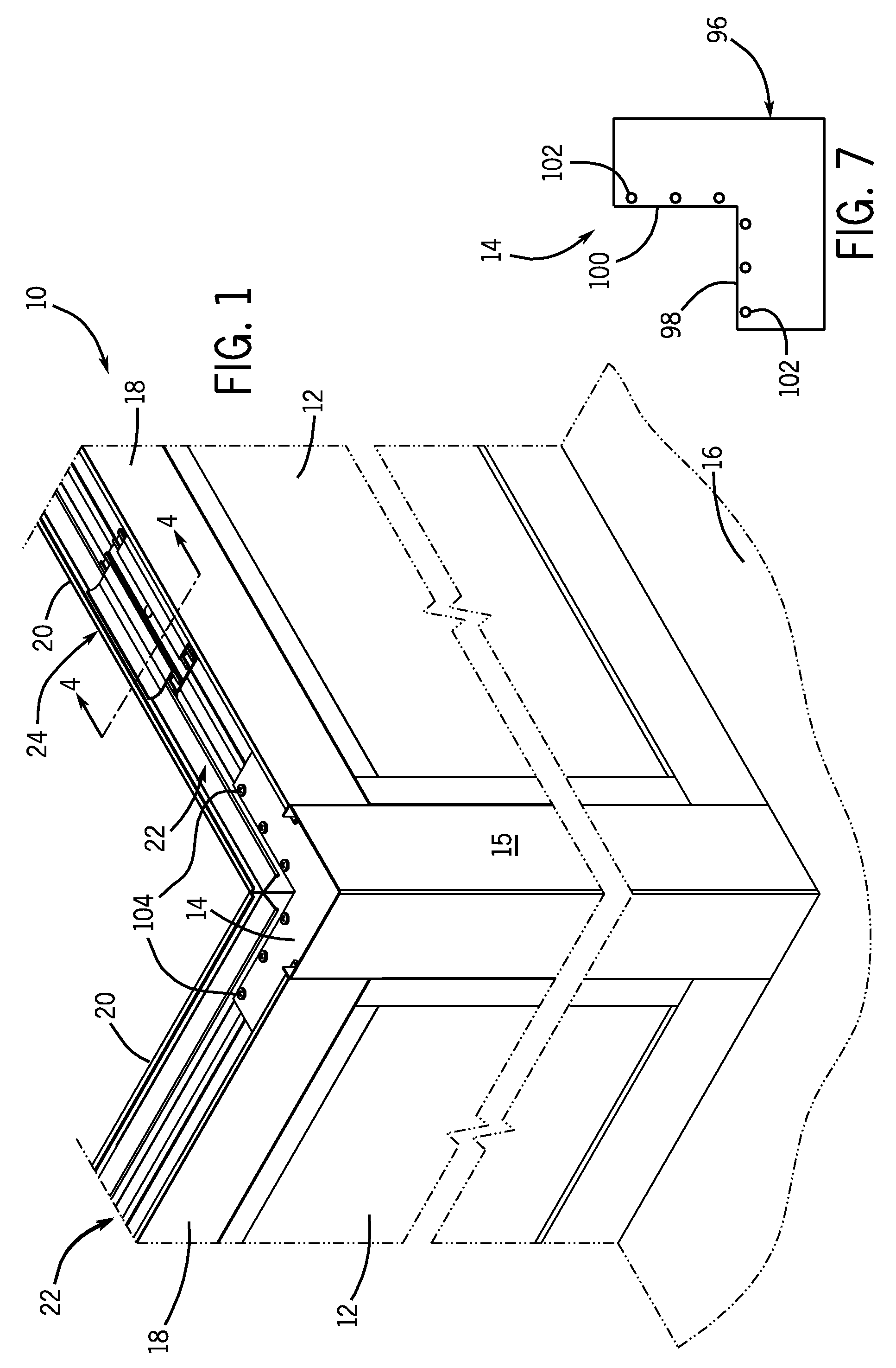 Wall-ceiling slip joint permitting seismic induced movement