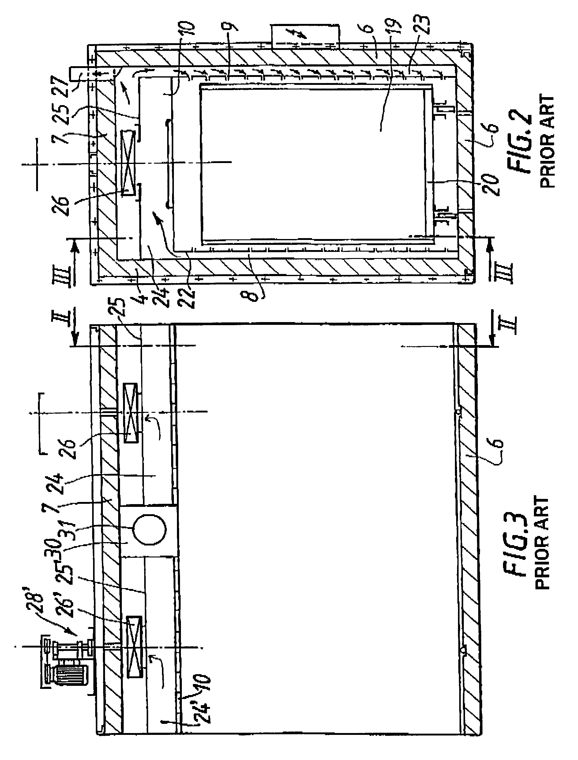 Apparatus and method for the heat treatment of lignocellulosic material