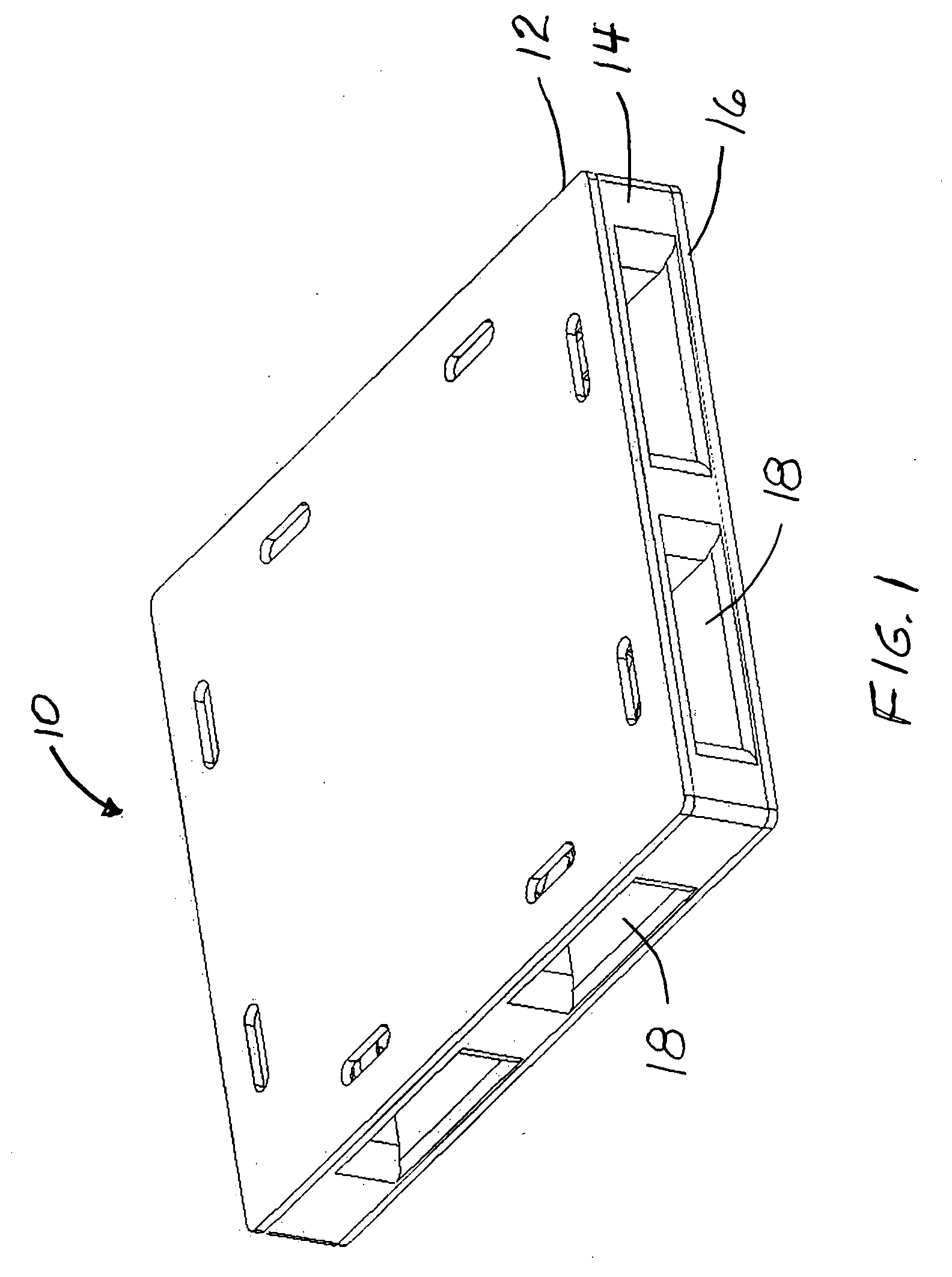 Three piece welded plastic pallet