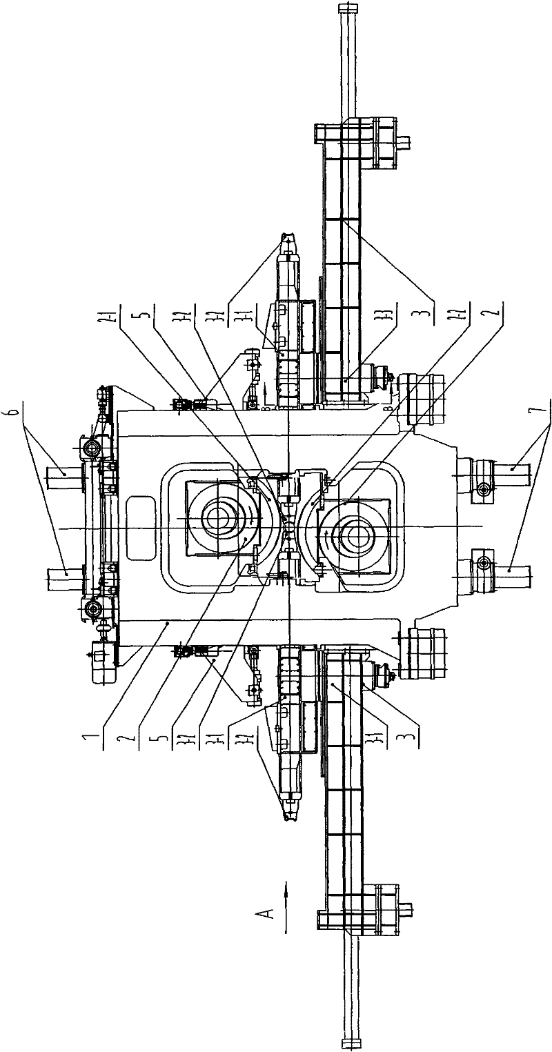 Diagonal rolling double-roller puncher having cast-weld structure