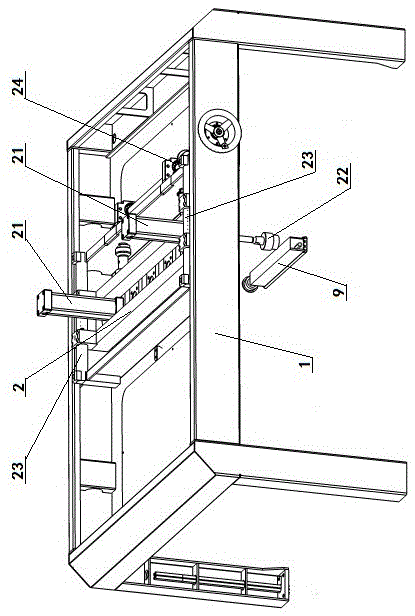 Crimping machine for radiator water chamber