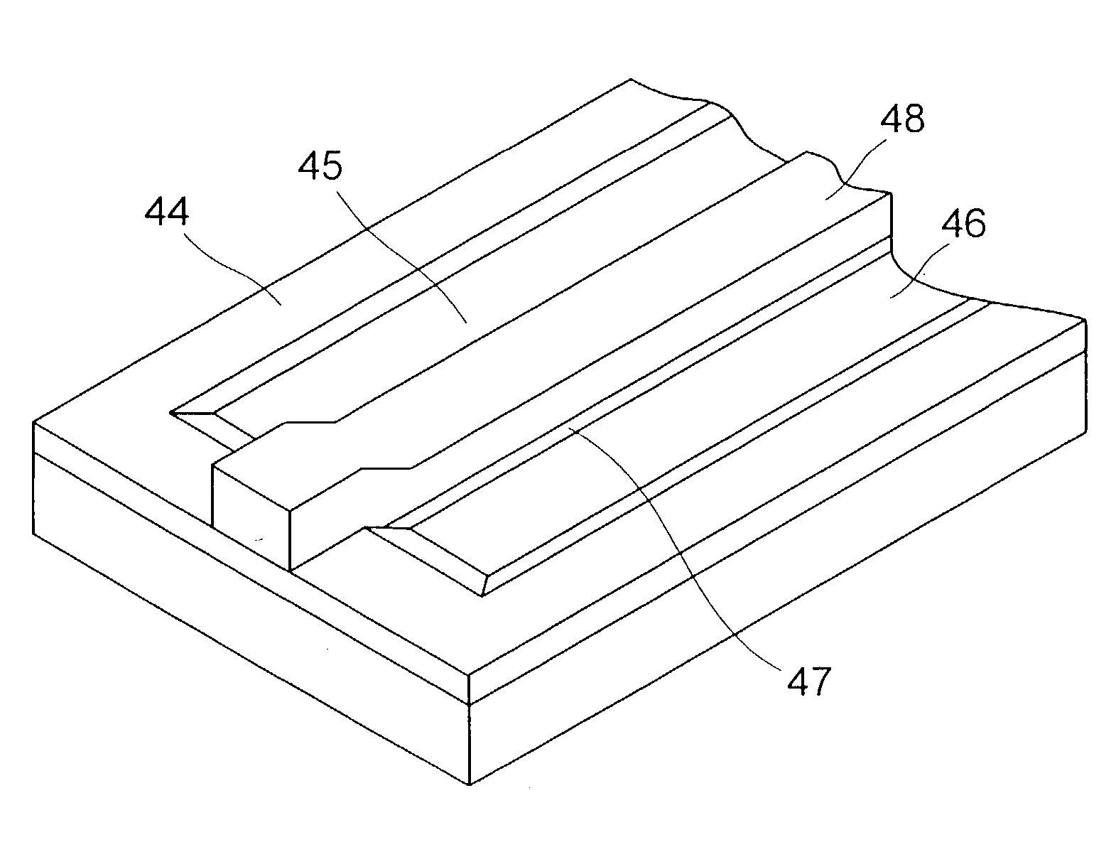 Low-impedance decoupling device