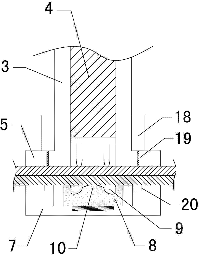 Handheld type self-puncture riveting machine