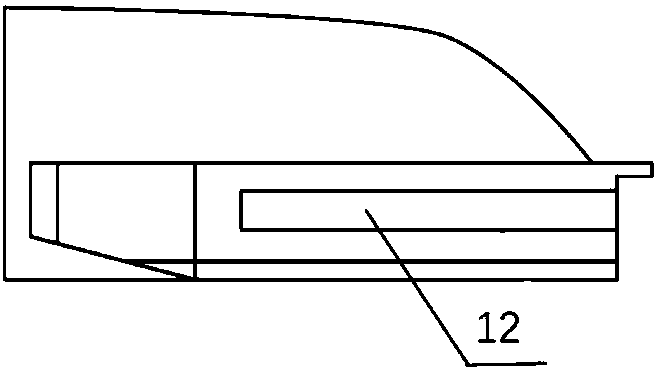 Combined type yacht with replaceable power plant and assembly method of combined type yacht