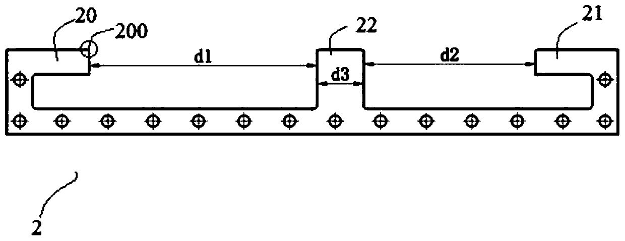 Method for simultaneously producing lithium ion battery pole pieces of multiple models and extrusion coating device