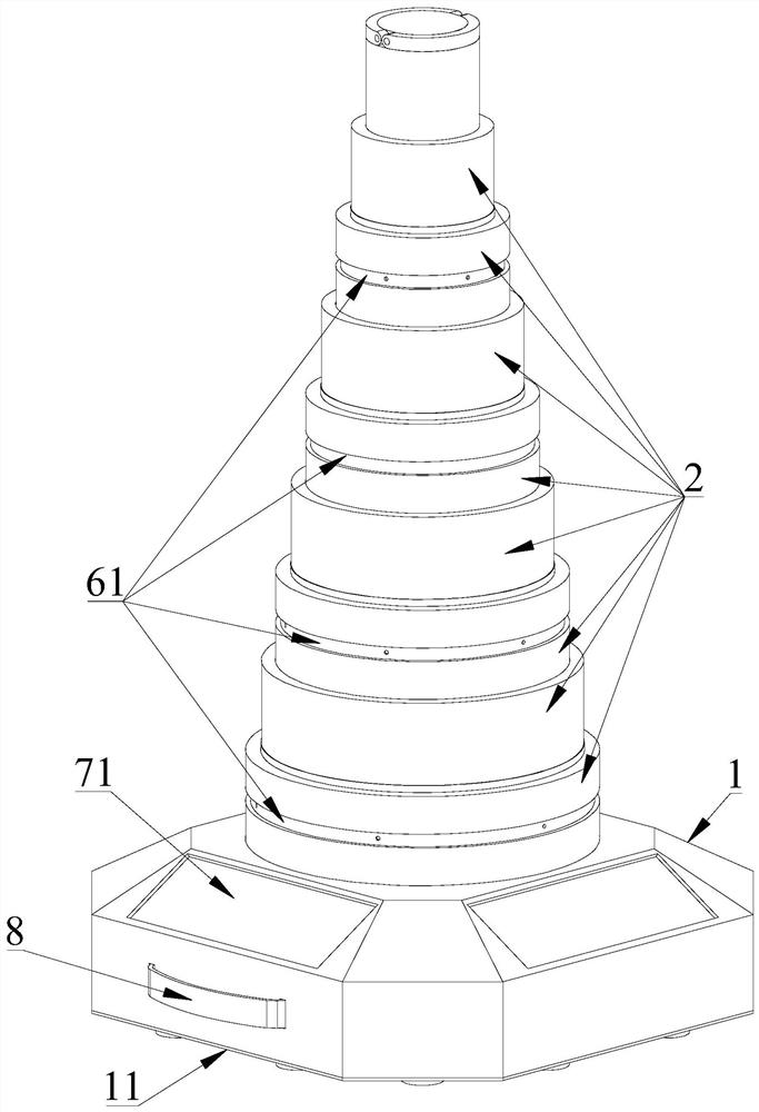 Road cone with adjustable height