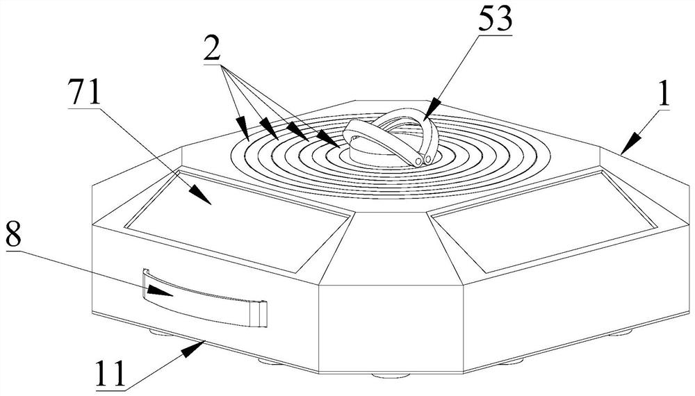 Road cone with adjustable height