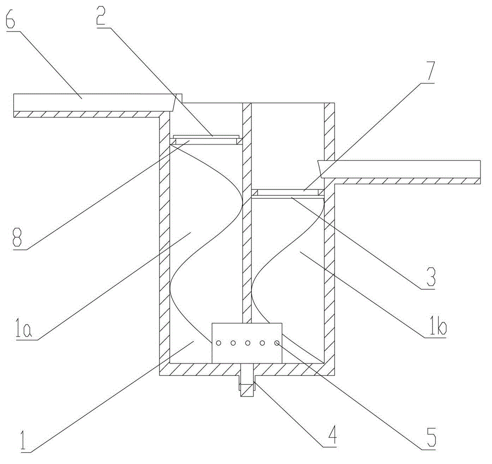 Reverse two-stage filtration method and filtration device for aluminum water