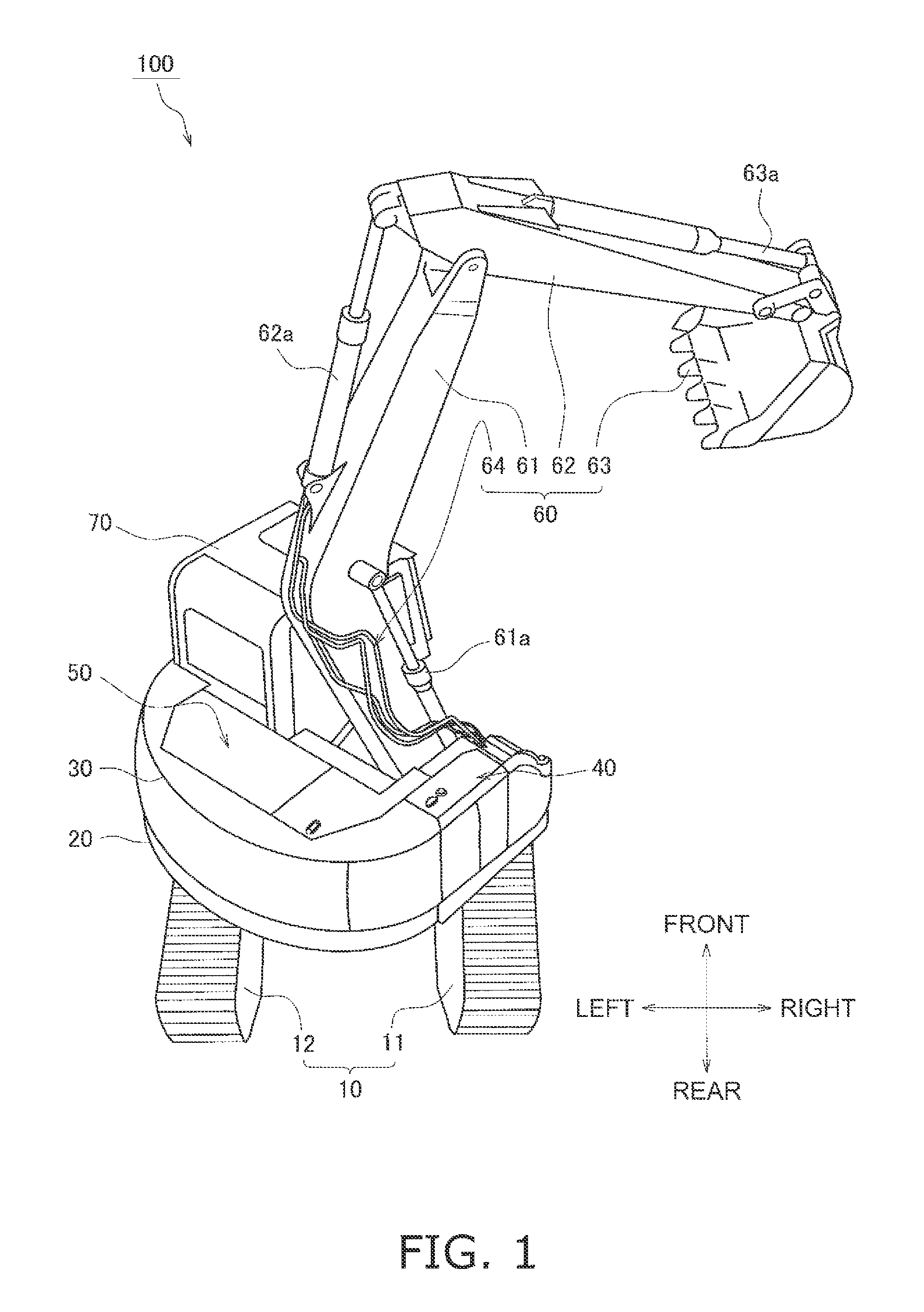 Oil storage tank and construction vehicle