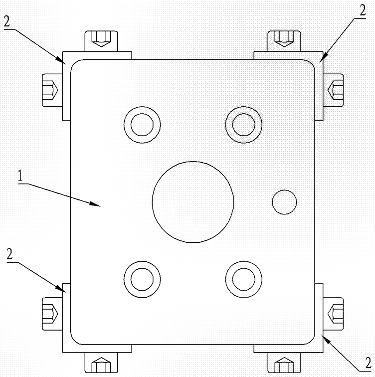 Universal shot blasting fixture used for shot blasting of root of compressor blade