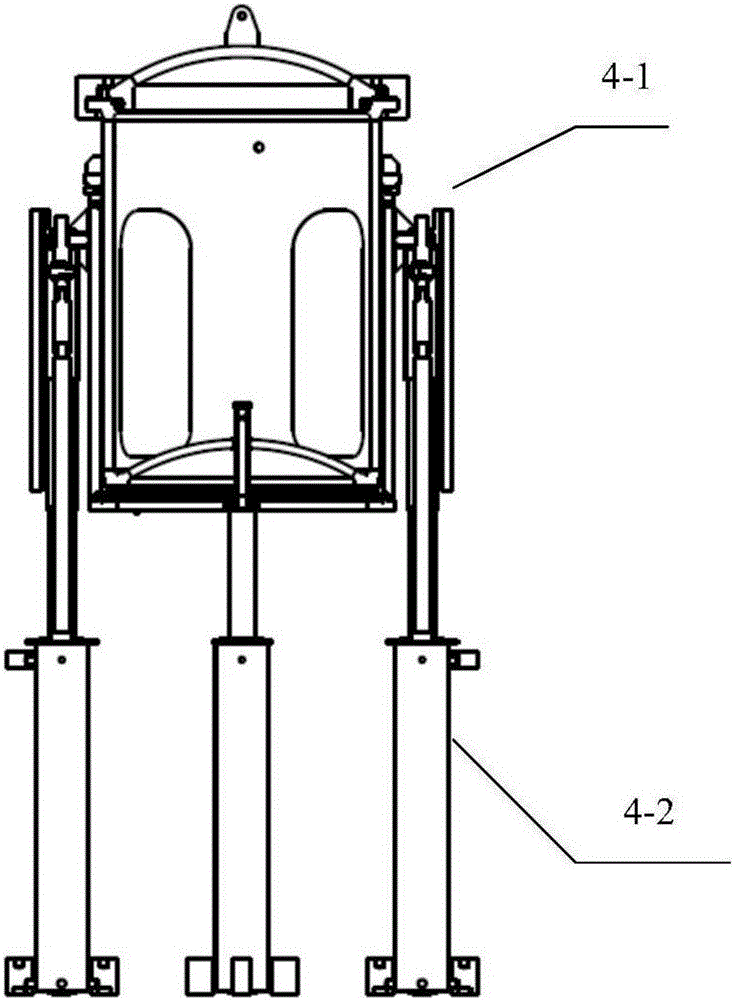 Organic matter processing equipment high in discharging efficiency