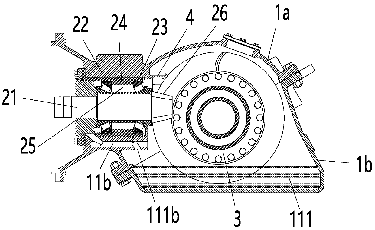 Traction gear box and rail vehicle