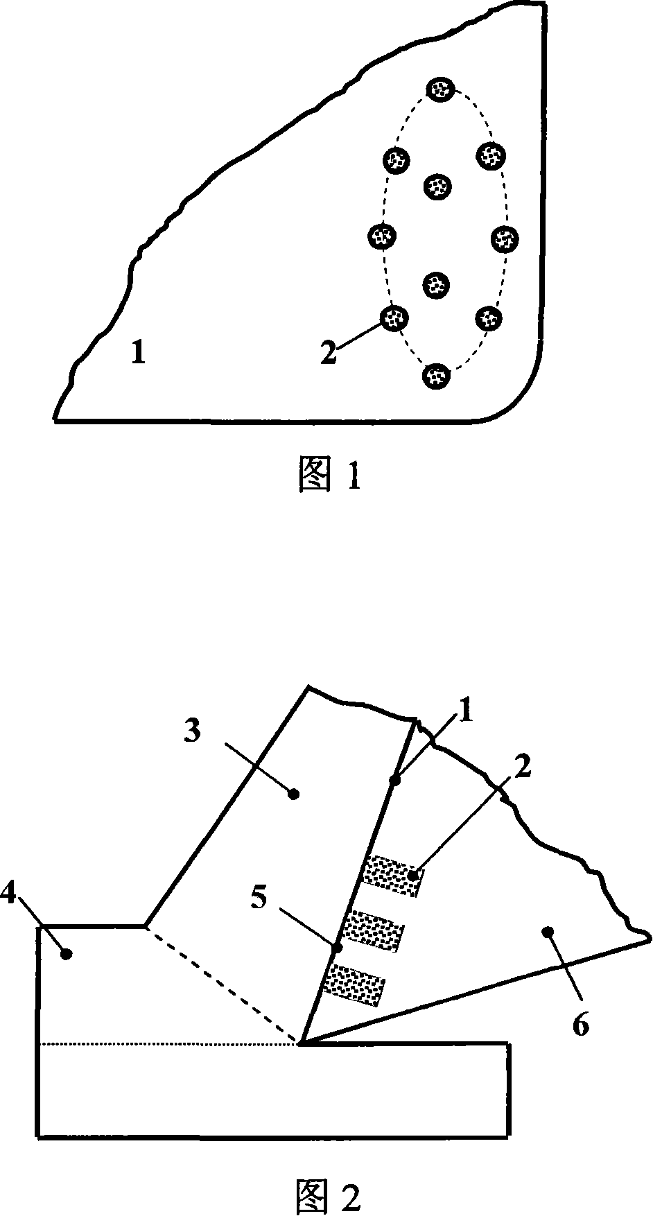 Micro-chamber self-lubricating knife tool and preparation method thereof