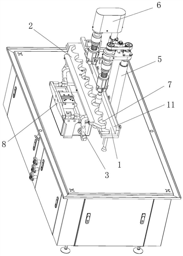 A filling and capping machine and a filling and capping method