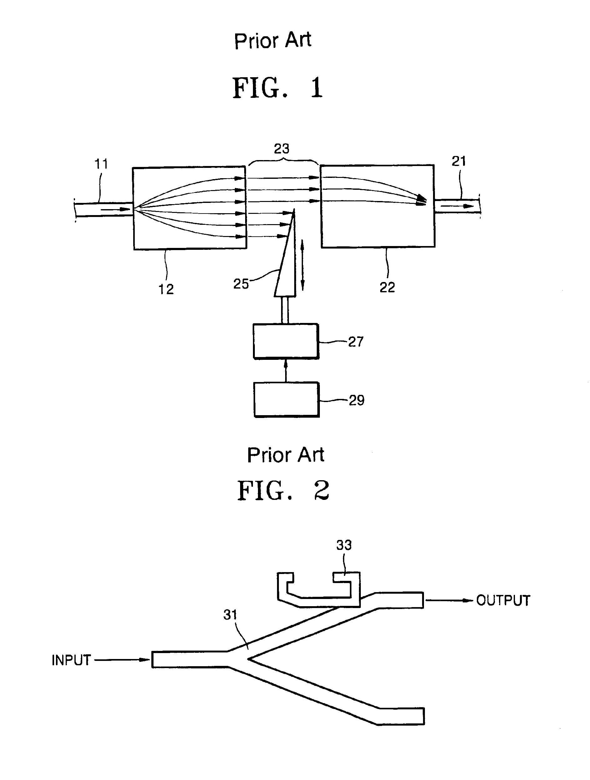 Variable optical attenuator having waveguides and MEMS actuator