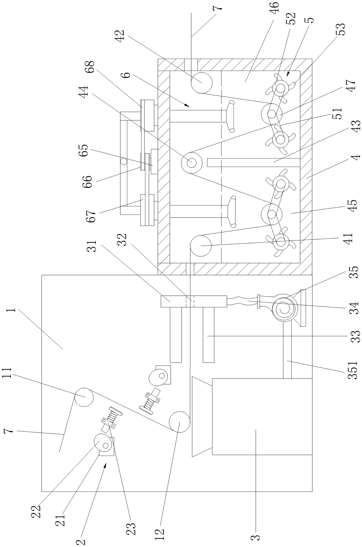 Automatic cleaning mechanism for silk woven cloth