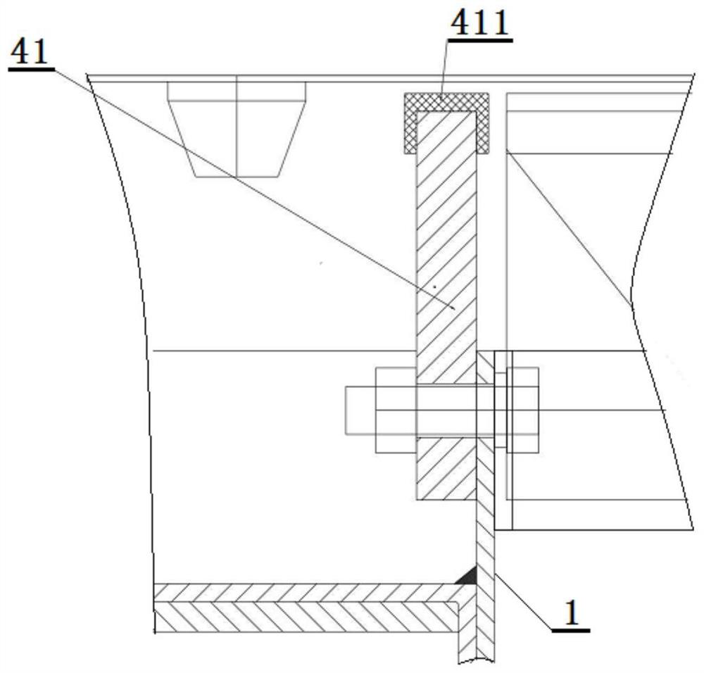 Durable steel belt material cooling conveyor