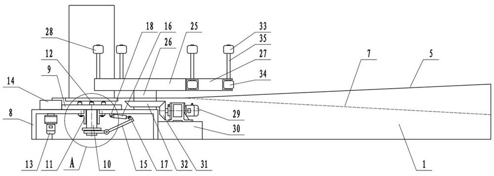 Automatic bobbin replacing device for yarn storage bobbins