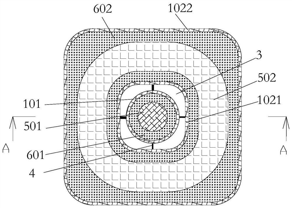 Nested structure lithium ion battery capable of reducing risk of thermal runaway