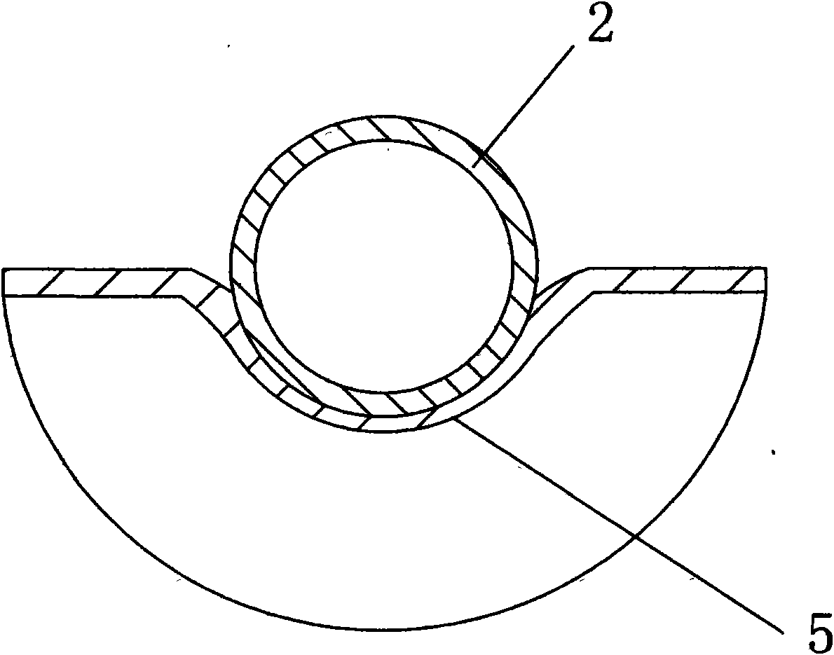 Liner wall heat exchange type water tank