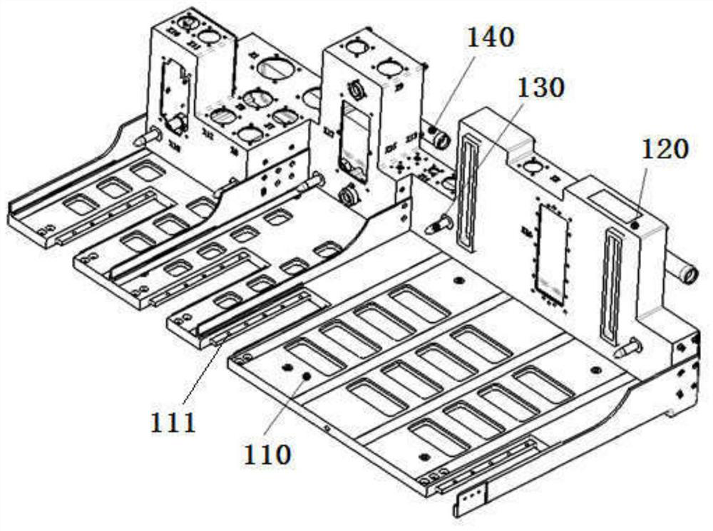 Integrated mounting frame with telescopic locking mechanism