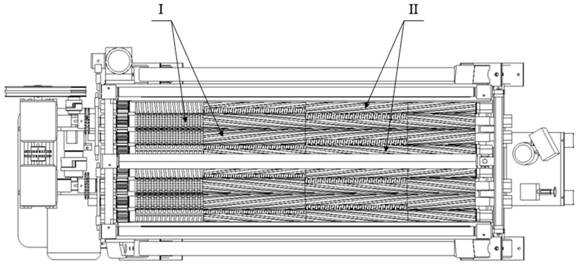 Husking roller combined structure suitable for corn seeds