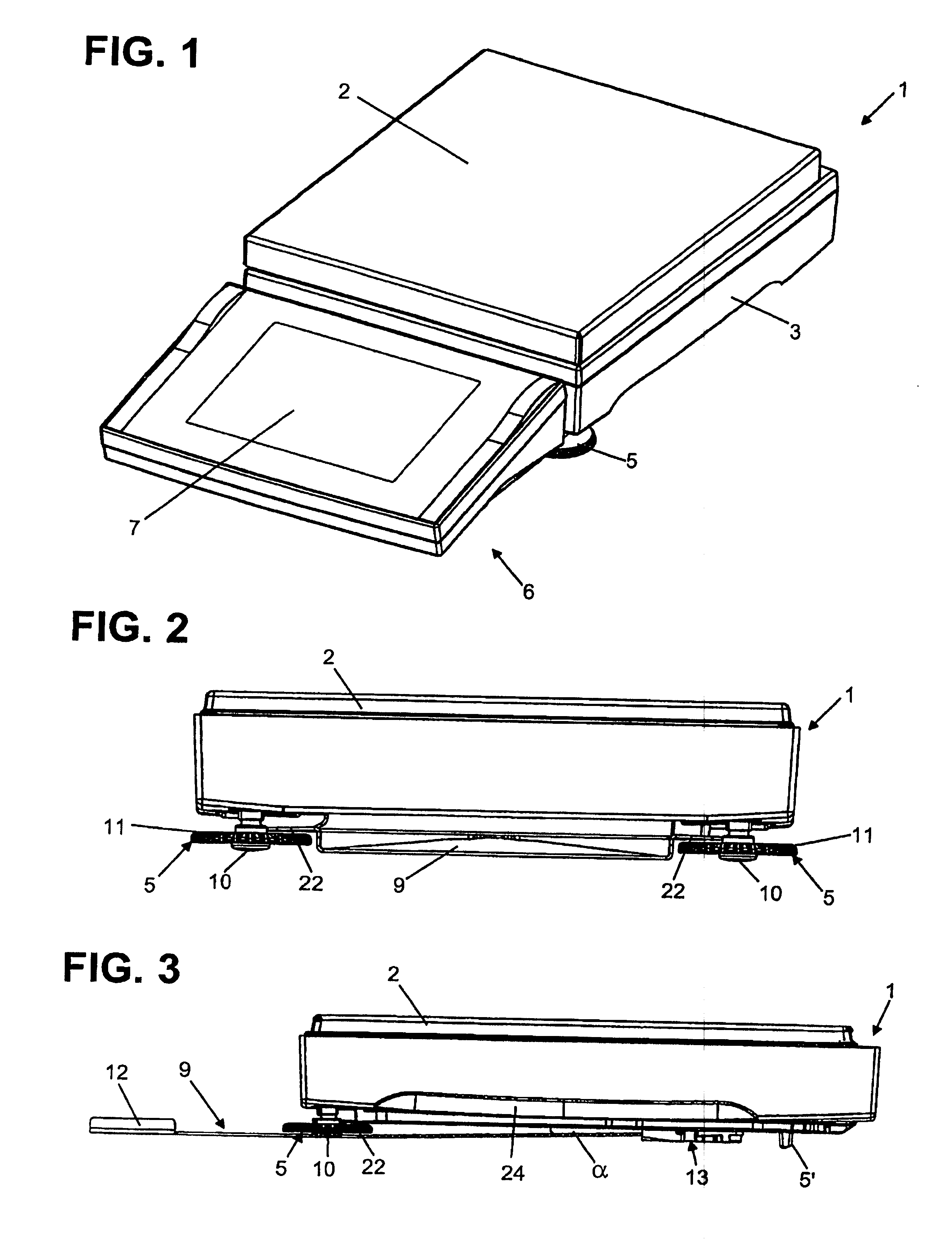 Scale having a display and operating unit