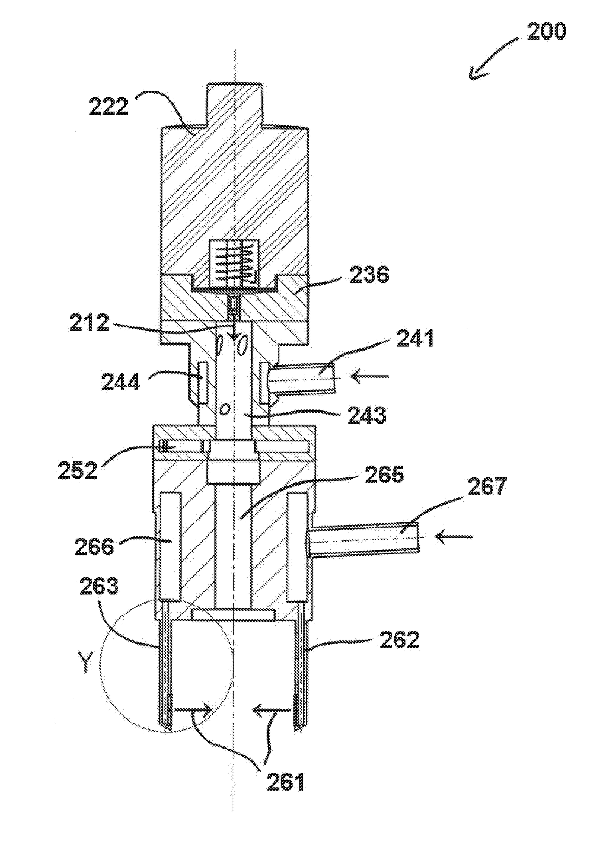 Liquid feeding device for the generation of droplets