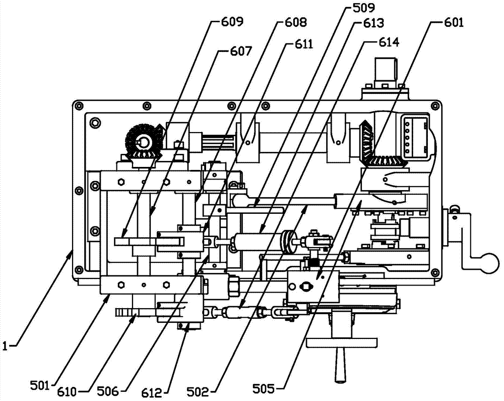 Saw tooth automatic machining device for band saw