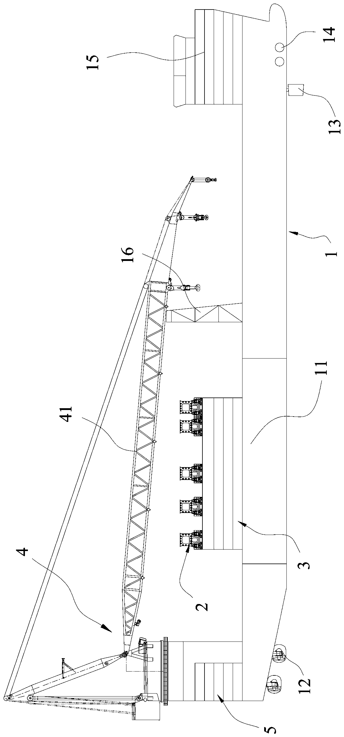 Lifting vessel and lifting operation method