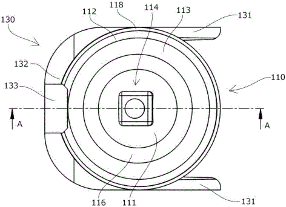 Plant holder and transplantation device