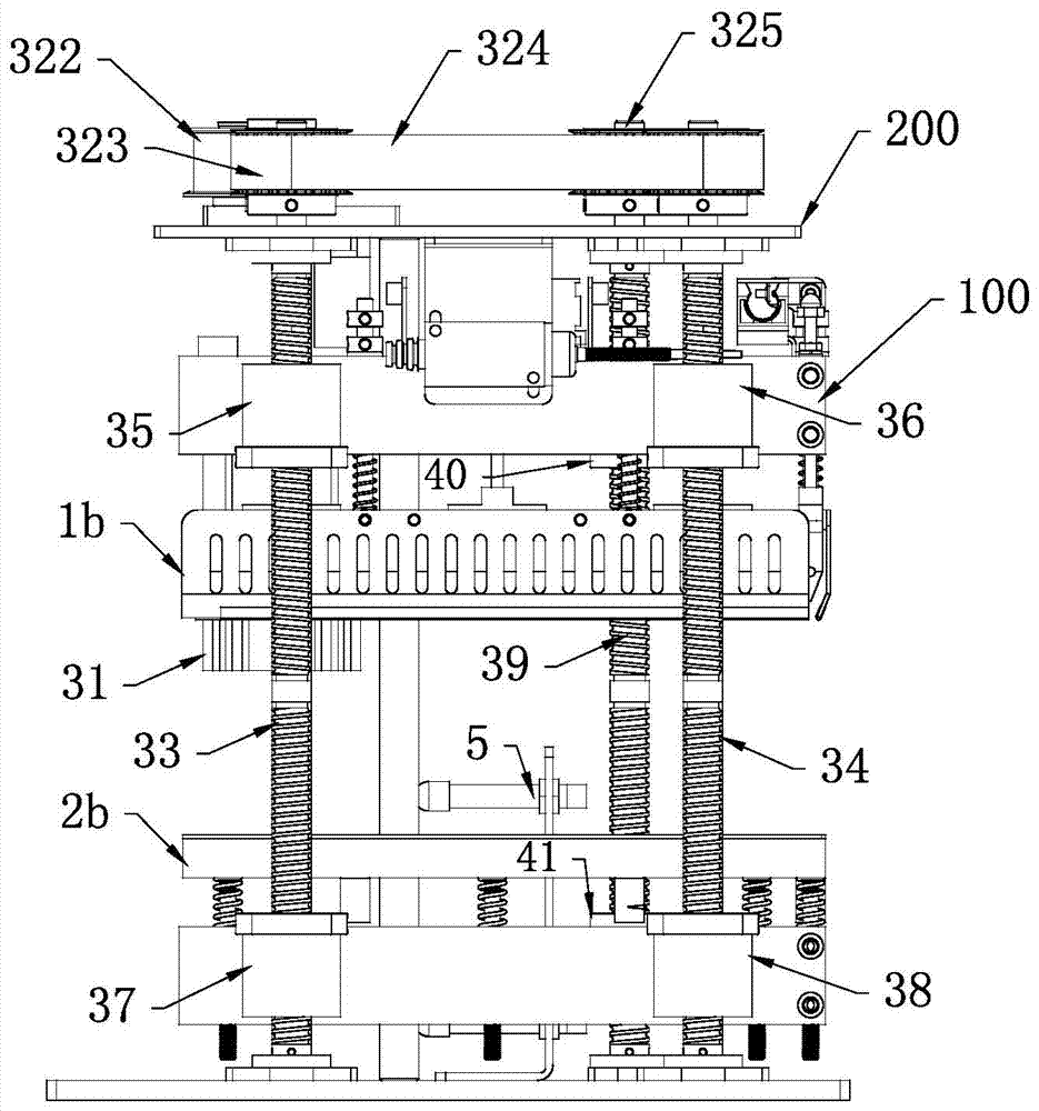 Packing machine, sealing device and packing method