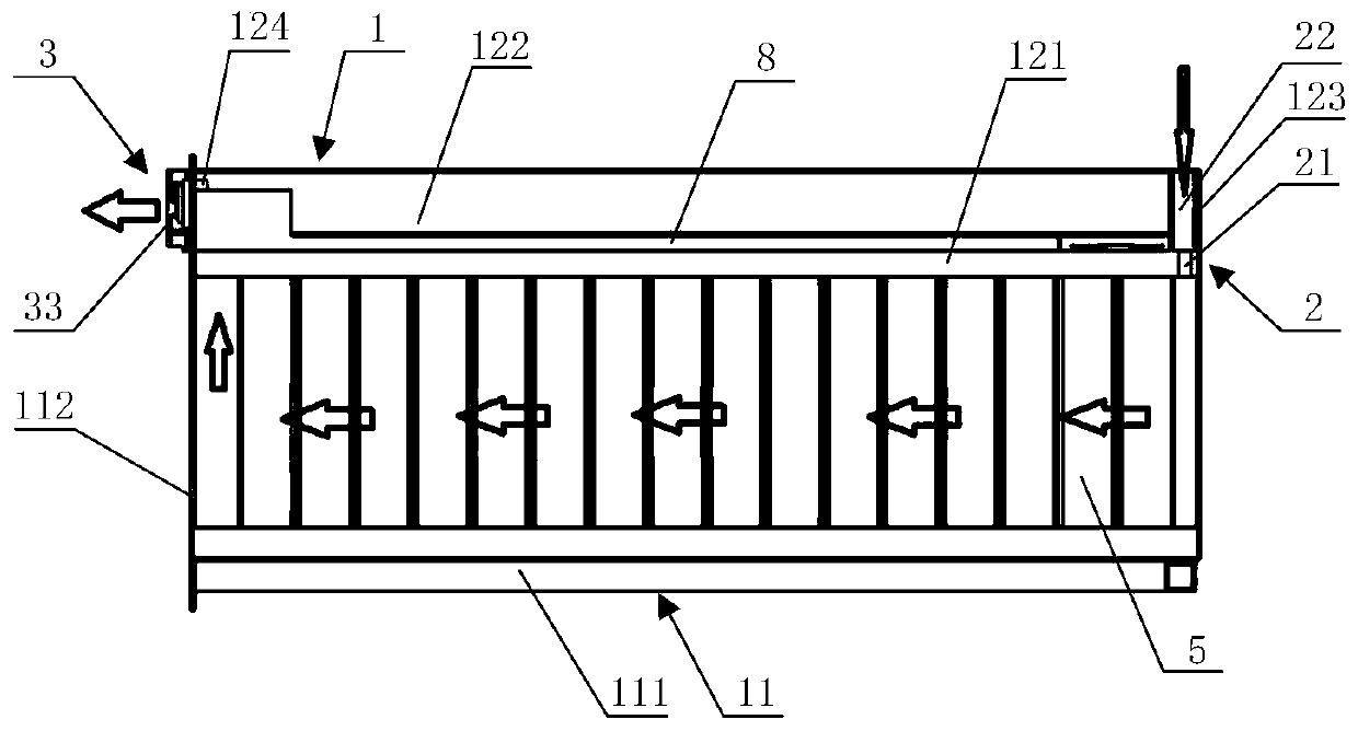 Battery box with fire-fighting structure and energy-storage battery cabinet