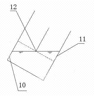 Flow measuring device and method for non-full-flow pipe outlet