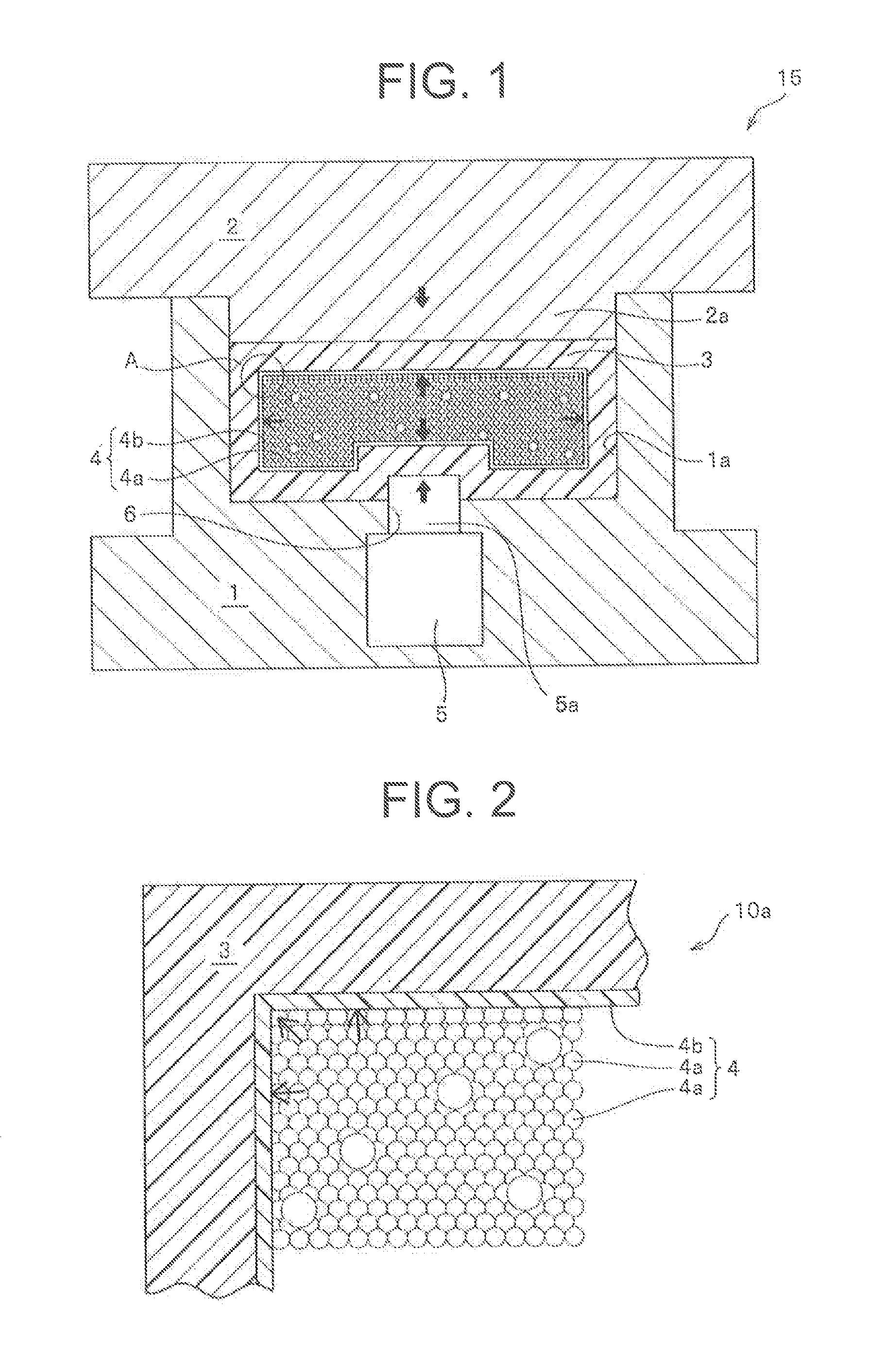 Method for molding fiber-reinforced plastic, and molding device for same