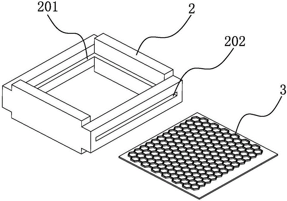 Comb and method for making finished comb honey product