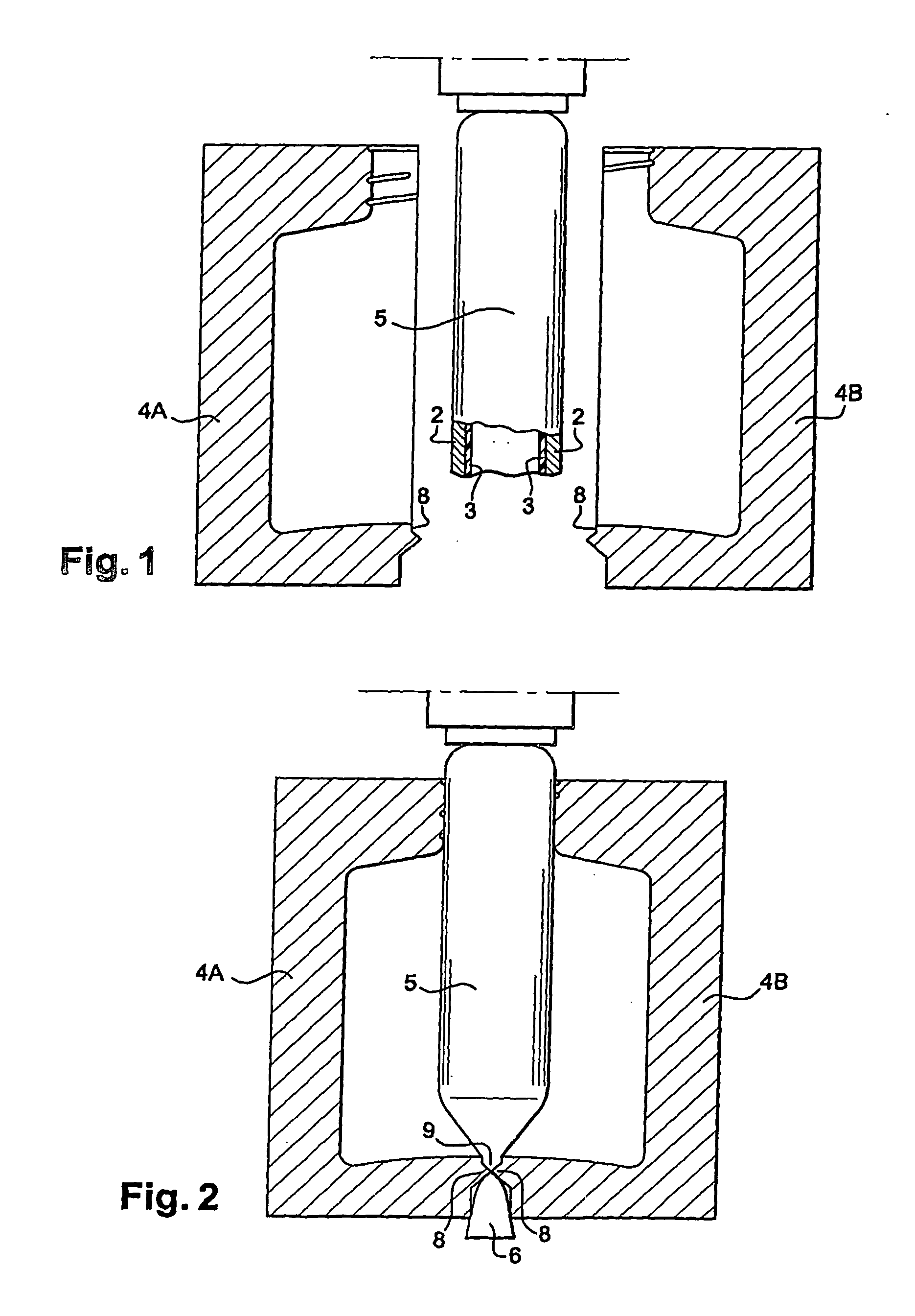 Method for carrying out ventilation in a multi-walled container