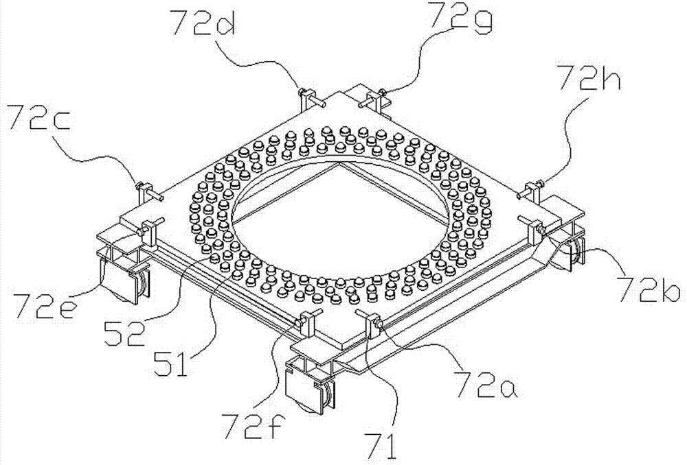 Omni-directional adjustable rapid abutting-connection device and method of slag-breaking machine installed on large gasifier in coal chemical industry