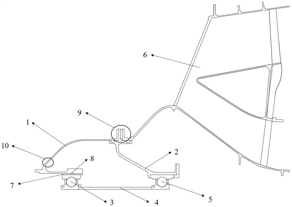 Turn-back type fusing load-reducing force-bearing structure at fan end of low-pressure rotor of engine