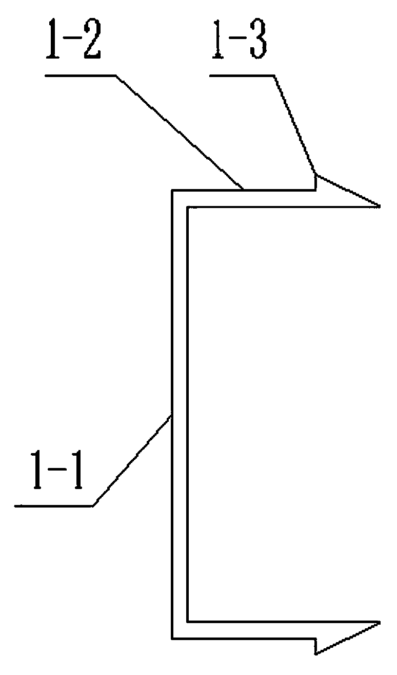 Mounting structure and mounting method of decorative plate