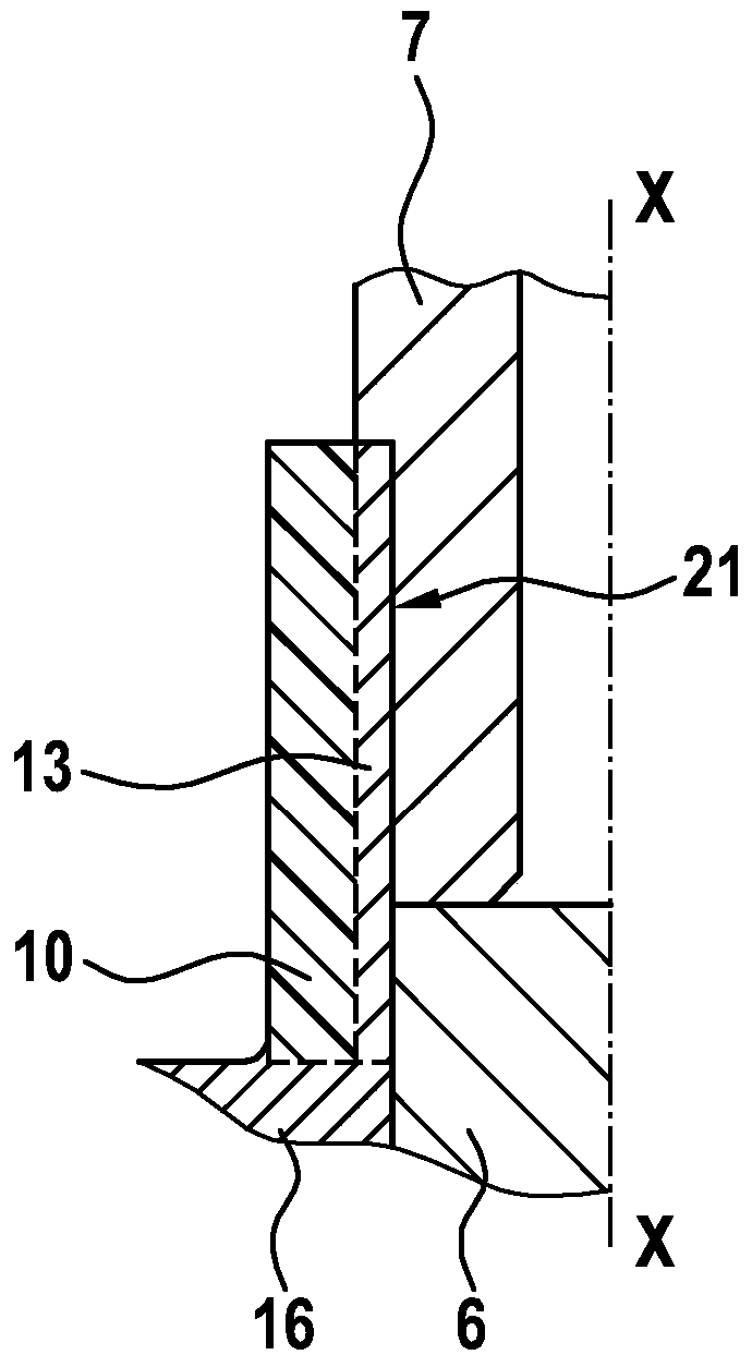 Solenoid valve with improved opening and closing characteristics