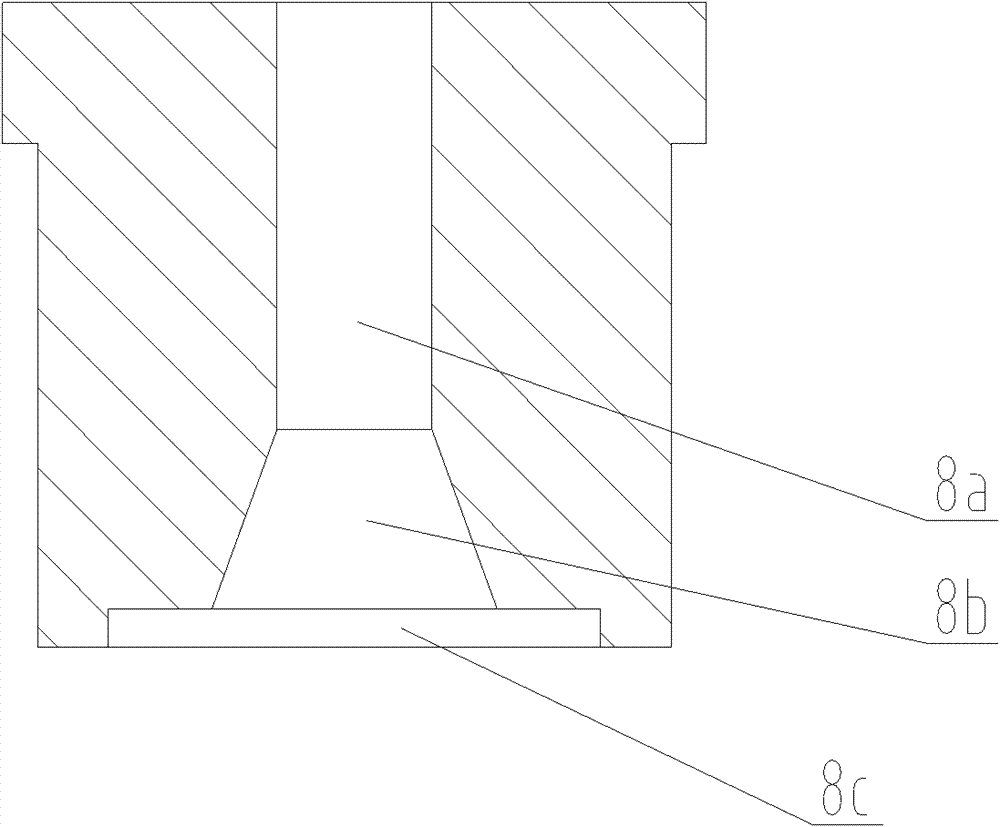 Suspension type upsetting material gathering die structure