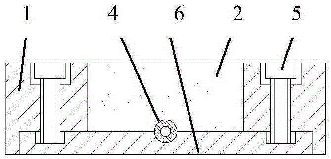 Laser-welding fiber grating surface temperature sensor and packaging method thereof