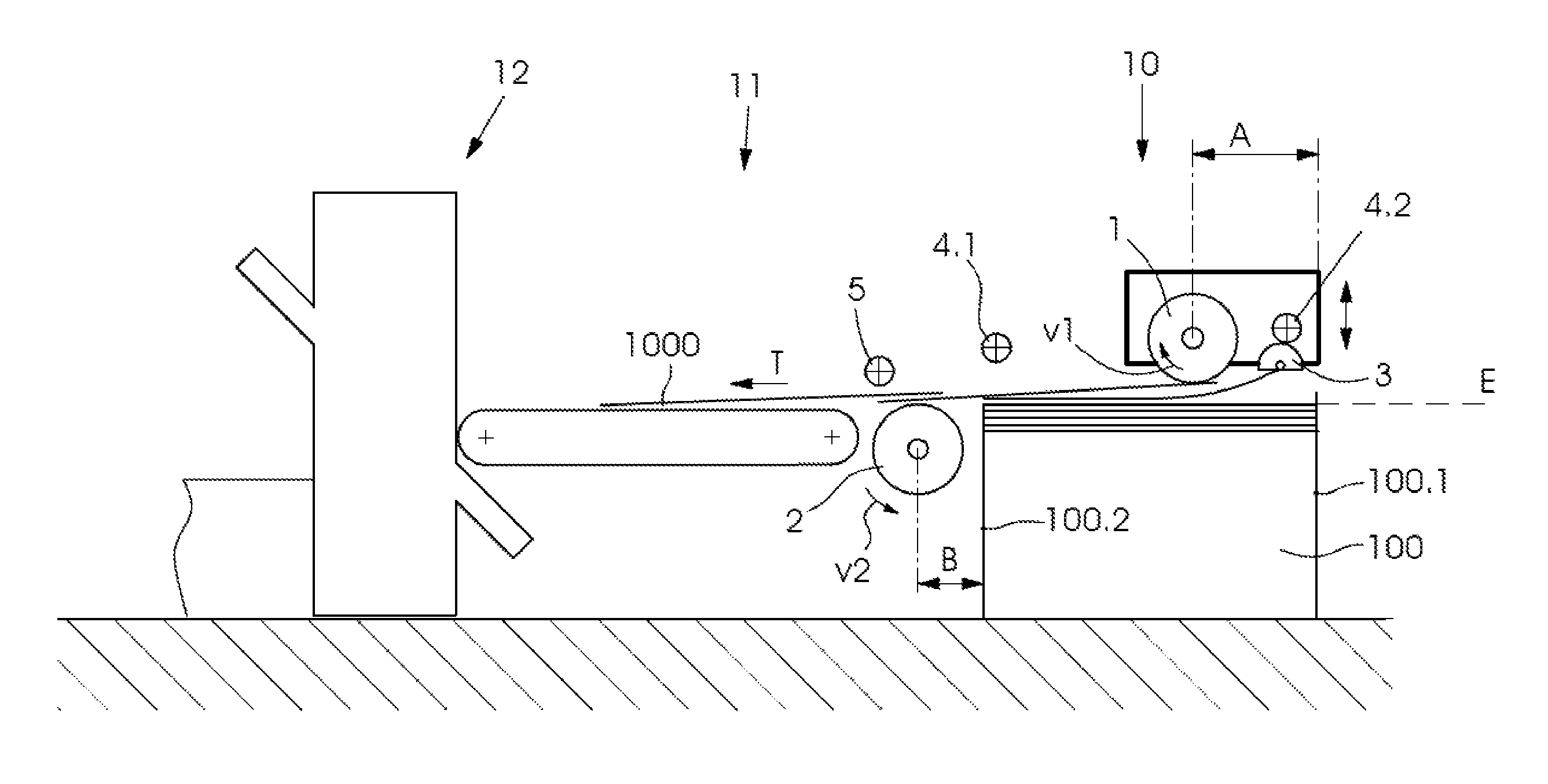 Sheet feeder with two suction wheels