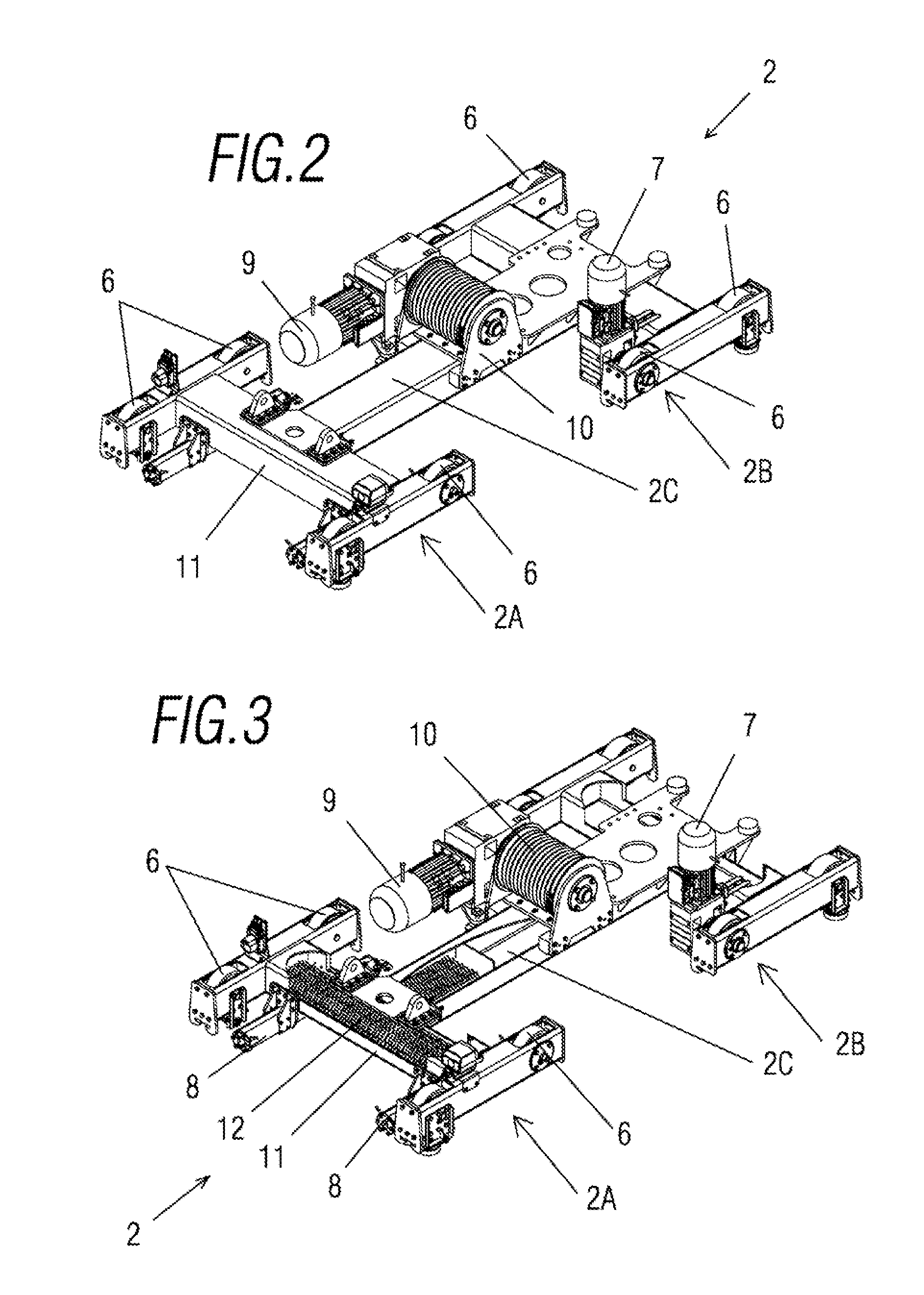 Transelevator for Handling Pallets, Pallet-Removal Device Mounted on Said Transelevator and Goods Storage System