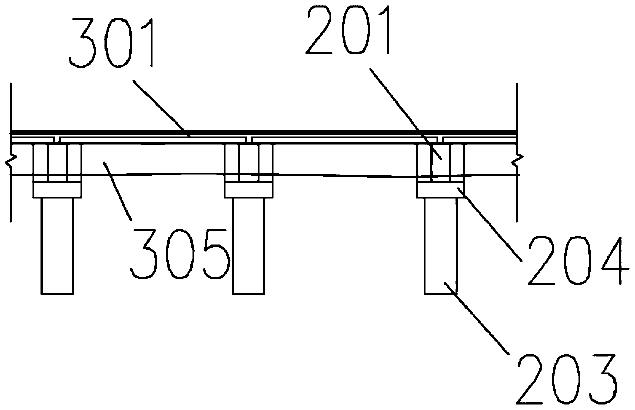 Large cantilever structure suitable for broadening old road of cliff road section and construction method