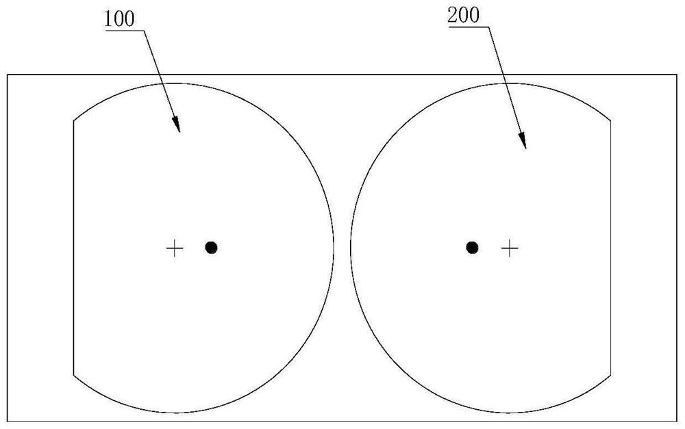 Adjusting method of lens array